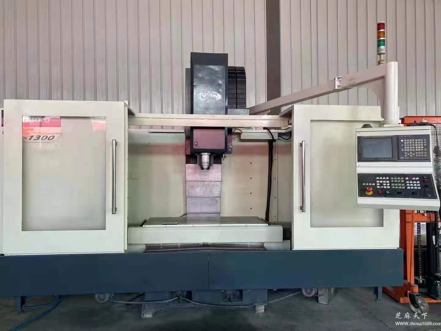 二手协鸿CNC-1300数控铣